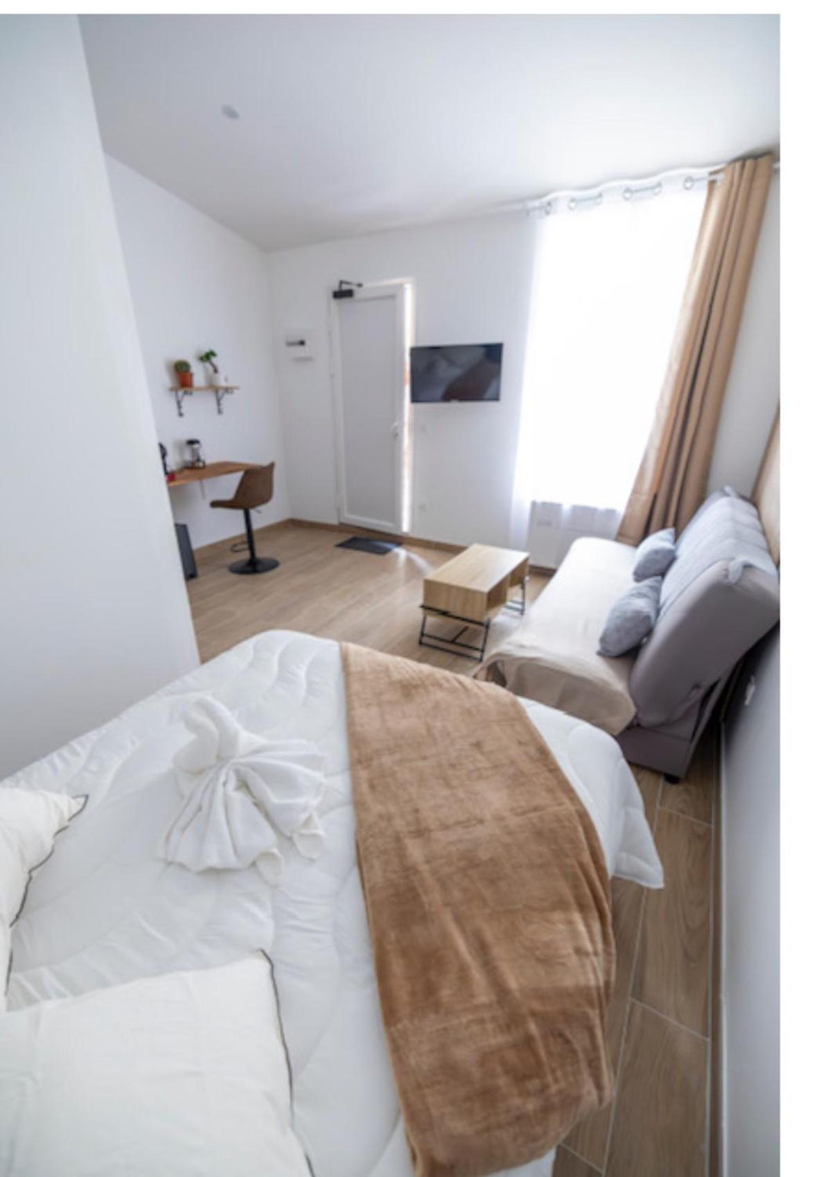 Hotel Du Parc Canal - Stade De France Saint-Denis  Ngoại thất bức ảnh