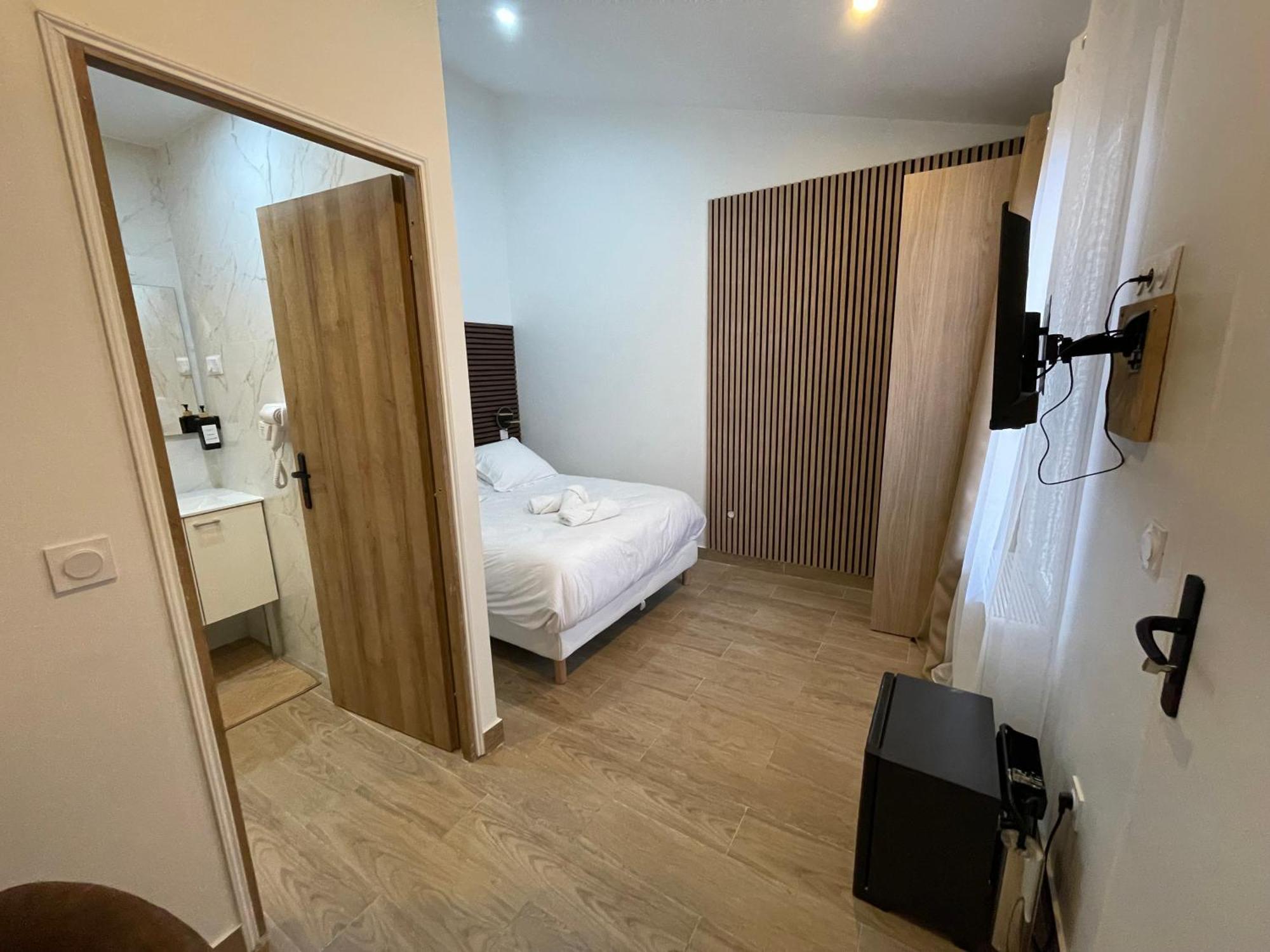 Hotel Du Parc Canal - Stade De France Saint-Denis  Ngoại thất bức ảnh